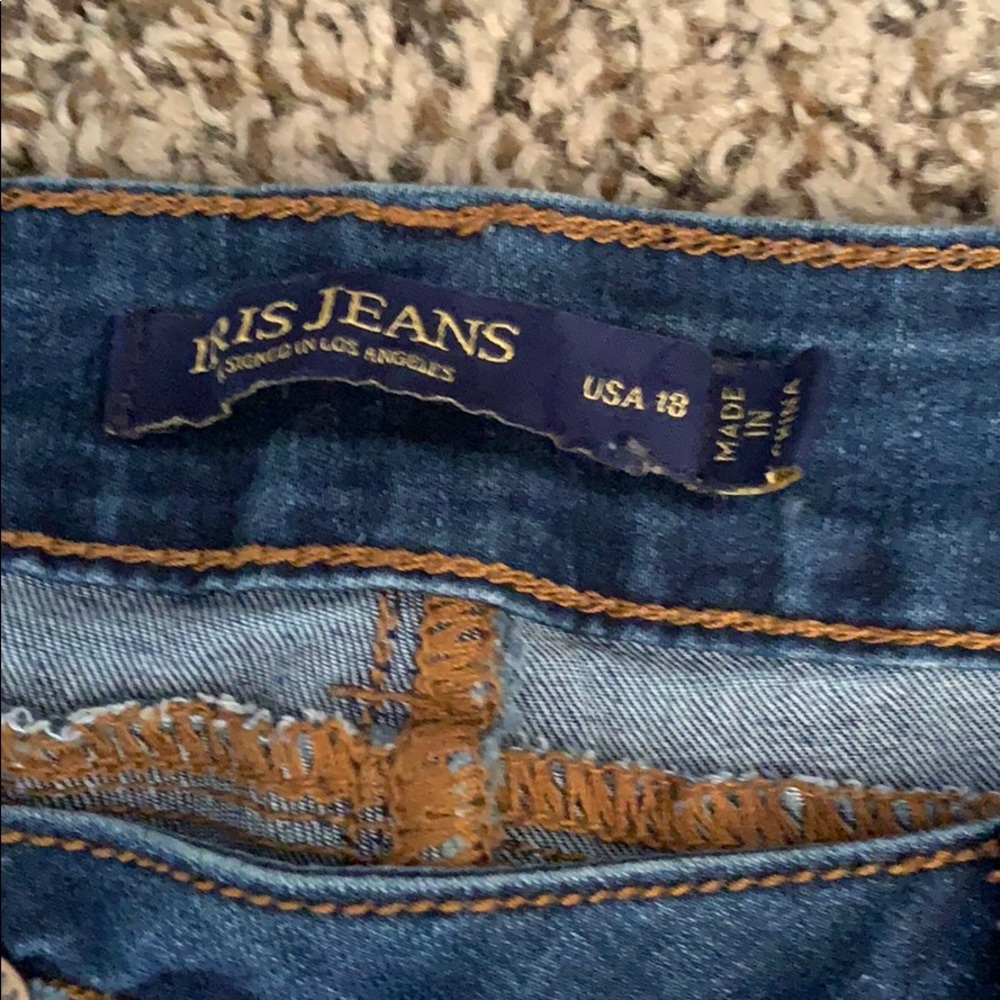 Jeans - Picture 3 of 3